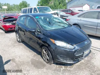 2019 Ford Fiesta SE with VIN 3FADP4EJ5KM113535, listed as a IAAI auction lot 39659709 with 100,730 mi miles. Bid and sale history available at carsss.com. Image 1.