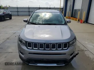 2019 Jeep Compass Limited with VIN 3C4NJCCB8KT675599, listed as a Copart auction lot 54656515 with 107,571 mi miles and Salvage title. Bid and sale history available at DreamBid. Image 5.