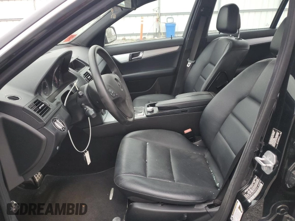 2009 Mercedes-Benz C 300 Sport with VIN WDDGF54X49R058533, listed as a Copart auction lot 48372405 with 117,807 mi miles and Salvage Title. Bid and sale history available at DreamBid. Image 7.