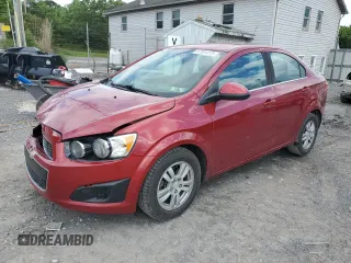 2016 Chevrolet Sonic LT z VIN 1G1JC5SG4G4175558, wystawiony jako Copart lot #57991275 z przebiegiem 133 497 mil mil oraz Szkoda całkowita • Salvage title. Historia ofert i sprzedaży dostępna na DreamBid. Obrazek 1.