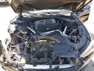 2022 BMW 8 Series 840i with VIN WBAGV2C06NCH71589, listed as a IAAI auction lot 41852263 with Not Provided miles and . Bid and sale history available at carsss.com. Image 10.
