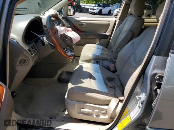 2002 Lexus RX 300 with VIN JTJHF10U220265688, listed as a Copart auction lot 62247264 with 89,459 mi miles and Salvage Title. Bid and sale history available at carsss.com. Image 7.