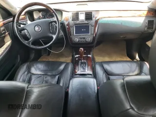 2011 Cadillac DTS Premium Collection z VIN 1G6KH5E64BU116540, wystawiony jako Copart lot #55257305 z przebiegiem 108 360 mil mil oraz Szkoda całkowita • Salvage title. Historia ofert i sprzedaży dostępna na DreamBid. Obrazek 8.