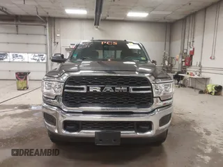 2021 Ram 2500 Tradesman с VIN 3C6UR5CJ3MG681322, выставлен на аукционе IAAI как лот 41876099 с пробегом 95 226 миль миль и . История ставок и продаж доступна на DreamBid. Изображение 12.