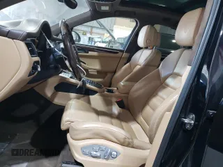 2017 Porsche Macan Turbo с VIN WP1AF2A58HLB60158, выставлен на аукционе Copart как лот 83470354 с пробегом 122 963 миль миль и Списание • Salvage title. История ставок и продаж доступна на DreamBid. Изображение 7.