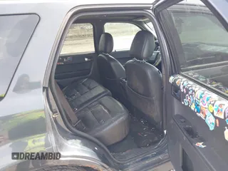 2008 Ford Escape Limited with VIN 1FMCU94138KB00498, listed as a IAAI auction lot 41844905 with 181,736 mi miles. Bid and sale history available at carsss.com. Image 8.