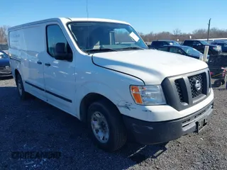 2018 Nissan NV Cargo S z VIN 1N6BF0KM0JN818398, wystawiony jako IAAI lot #41742481 z przebiegiem 194 831 mil mil oraz . Historia ofert i sprzedaży dostępna na DreamBid. Obrazek 1.