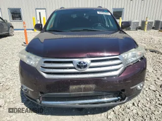 2011 Toyota Highlander z VIN 5TDBK3EH5BS074730, wystawiony jako Copart lot #56496965 z przebiegiem 133 214 mil mil oraz Czysty tytuł • Clean title. Historia ofert i sprzedaży dostępna na DreamBid. Obrazek 5.