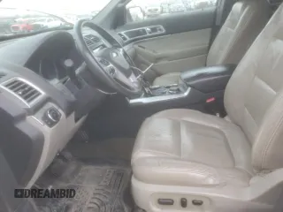 2013 Ford Explorer XLT z VIN 1FM5K8D85DGC31161, wystawiony jako Copart lot #44754465 z przebiegiem 213 442 mil mil oraz Szkoda całkowita • Salvage title. Historia ofert i sprzedaży dostępna na DreamBid. Obrazek 7.