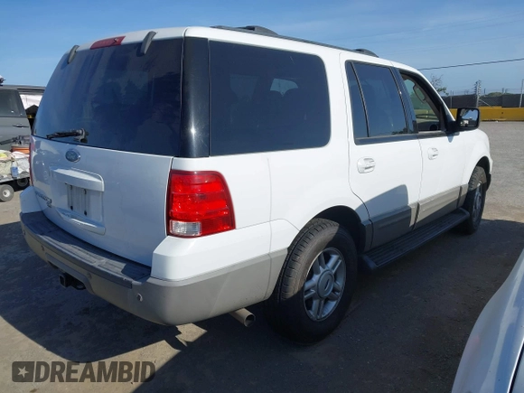 2003 Ford Expedition Special Service with VIN 1FMEU15W23LC58340, listed as a IAAI auction lot 42565357 with 207,864 mi miles and . Bid and sale history available at DreamBid. Image 4.