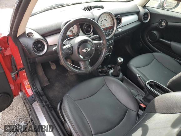 2013 MINI Hardtop with VIN WMWSU3C50DT372302, listed as a Copart auction lot 50600515 with 69,641 mi miles and Salvage Title. Bid and sale history available at DreamBid. Image 8.