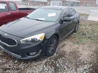 2016 Kia Cadenza Premium with VIN KNALN4D71G5213661, listed as a IAAI auction lot 41652230 with NaN miles. Bid and sale history available at carsss.com. Image 2.