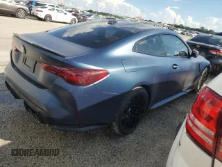 2025 BMW M4 Competition with VIN WBS23HK04SCS92239, listed as a Copart auction lot 73682974 with 613 mi miles and Salvage Title. Bid and sale history available at carsss.com. Image 3.