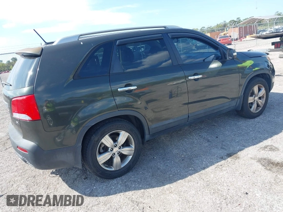 2012 Kia Sorento EX with VIN 5XYKU4A66CG254303, listed as a IAAI auction lot 41905974 with 135,934 mi miles. Bid and sale history available at carsss.com. Image 4.