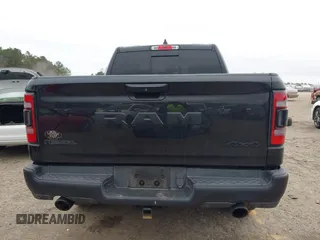 2019 Ram 1500 Rebel z VIN 1C6SRFLT1KN722064, wystawiony jako IAAI lot #41513201 z przebiegiem 113 559 mil mil oraz . Historia ofert i sprzedaży dostępna na DreamBid. Obrazek 17.