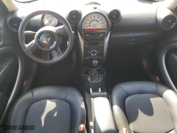 2013 MINI Cooper Countryman with VIN WMWZB3C52DWR35871, listed as a Copart auction lot 52382075 with 101,941 mi miles and Clean Title. Bid and sale history available at carsss.com. Image 8.