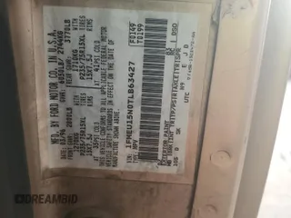 1996 Ford Bronco XL z VIN 1FMEU15N0TLB63427, wystawiony jako Copart lot #82779084 z przebiegiem 175 679 mil mil oraz Szkoda całkowita • Salvage title. Historia ofert i sprzedaży dostępna na DreamBid. Obrazek 13.
