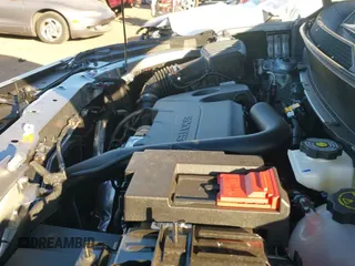 2025 Chevrolet Equinox FWD LT с VIN 3GNAXHEG8SL142422, выставлен на аукционе IAAI как лот 41160661 с пробегом 1 050 миль миль и . История ставок и продаж доступна на DreamBid. Изображение 19.