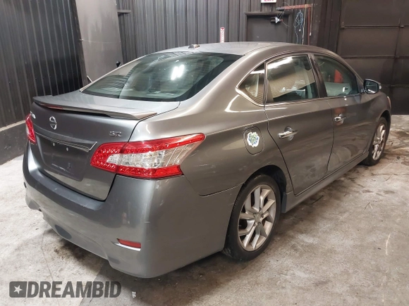 2015 Nissan Sentra SL z VIN 3N1AB7AP3FY345821, wystawiony jako IAAI lot #42319371 z przebiegiem 66 983 mil mil oraz . Historia ofert i sprzedaży dostępna na DreamBid. Obrazek 4.
