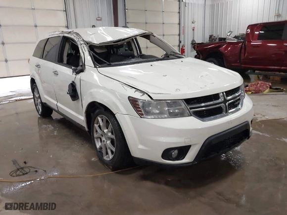 2014 Dodge Journey Limited with VIN 3C4PDCDG6ET151821, listed as a IAAI auction lot 41502752 with 151,280 mi miles. Bid and sale history available at carsss.com. Image 1.
