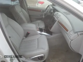 2006 Mercedes-Benz R 3.5L with VIN 4JGCB65E76A020324, listed as a Copart auction lot 81591954 with Not Provided miles and Non Repairable. Bid and sale history available at DreamBid. Image 5.