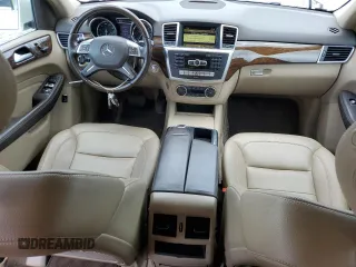 2012 Mercedes-Benz M 350 with VIN 4JGDA2EB8CA047467, listed as a Copart auction lot 60701685 with 189,075 mi miles and Salvage title. Bid and sale history available at DreamBid. Image 8.
