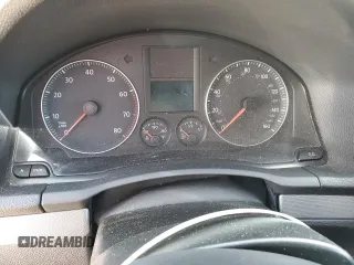 2009 Volkswagen Jetta S с VIN 3VWJM71K39M126913, выставлен на аукционе Copart как лот 49960555 с пробегом Не указан миль и Чистый • Clean title. История ставок и продаж доступна на DreamBid. Изображение 9.