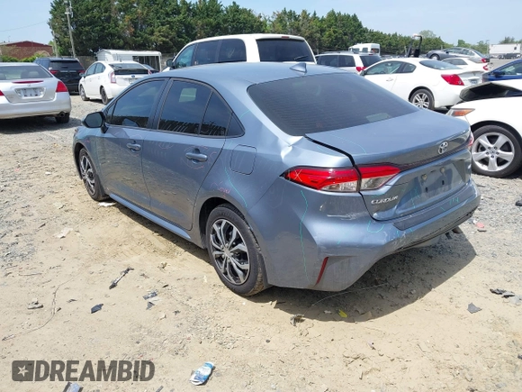 2021 Toyota Corolla LE with VIN JTDEPMAE2MJ148539, listed as a IAAI auction lot 42137624 with 67,983 mi miles and . Bid and sale history available at DreamBid. Image 3.