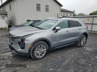 2025 Cadillac XT4 AWD Premium Luxury z VIN 1GYFZDR48SF133421, wystawiony jako Copart lot #60966225 z przebiegiem 7 698 mil mil oraz Szkoda całkowita • Salvage title. Historia ofert i sprzedaży dostępna na DreamBid. Obrazek 1.