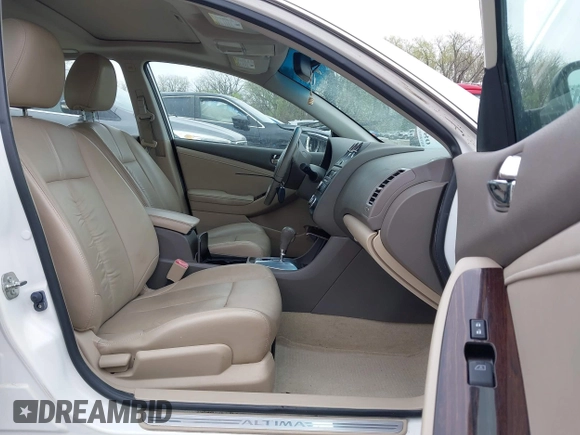 2012 Nissan Altima 2.5 with VIN 1N4AL2AP4CN533372, listed as a IAAI auction lot 41957380 with 108,594 mi miles and . Bid and sale history available at carsss.com. Image 5.