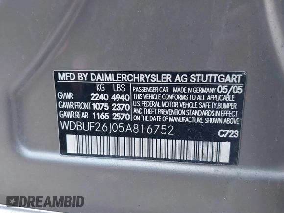 2005 Mercedes-Benz E-Class 3.2L CDI with VIN WDBUF26J05A816752, listed as a IAAI auction lot 41913774 with 153,120 mi miles. Bid and sale history available at carsss.com. Image 9.