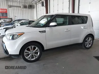 2016 Kia Soul + z VIN KNDJP3A54G7239595, wystawiony jako IAAI lot #42256059 z przebiegiem 100 054 mil mil oraz . Historia ofert i sprzedaży dostępna na DreamBid. Obrazek 14.
