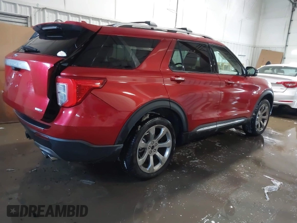 2020 Ford Explorer Platinum with VIN 1FM5K8HCXLGB10252, listed as a IAAI auction lot 41623559 with 62,157 mi miles. Bid and sale history available at carsss.com. Image 4.