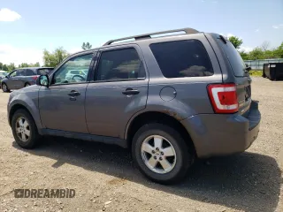 2012 Ford Escape XLT z VIN 1FMCU9D73CKA70061, wystawiony jako Copart lot #63571585 z przebiegiem 130 275 mil mil oraz Czysty tytuł • Clean title. Historia ofert i sprzedaży dostępna na DreamBid. Obrazek 2.