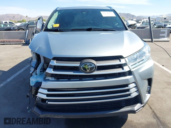 2019 Toyota Highlander SE z VIN 5TDJZRFH4KS580932, wystawiony jako IAAI lot #42250414 z przebiegiem 52 437 mil mil oraz . Historia ofert i sprzedaży dostępna na DreamBid. Obrazek 12.