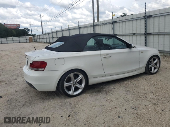 2008 BMW 1 Series 135i with VIN WBAUN93588VF54691, listed as a Copart auction lot 60436025 with 102,269 mi miles and Clean title. Bid and sale history available at DreamBid. Image 3.