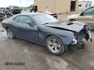 2019 Dodge Challenger SXT z VIN 2C3CDZAG6KH618377, wystawiony jako Copart lot #58764265 z przebiegiem 135 151 mil mil oraz Czysty tytuł • Clean title. Historia ofert i sprzedaży dostępna na DreamBid. Obrazek 4.