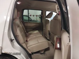 2010 Ford Explorer Eddie Bauer with VIN 1FMEU7EE5AUB13603, listed as a IAAI auction lot 41499590 with 218,425 mi miles. Bid and sale history available at carsss.com. Image 8.