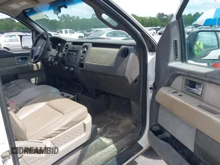 2010 Ford F-150 XL с VIN 1FTMF1CW0AKE21387, выставлен на аукционе IAAI как лот 42118390 с пробегом 231 861 миль миль и . История ставок и продаж доступна на DreamBid. Изображение 5.