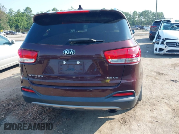 2017 Kia Sorento EX with VIN 5XYPHDA53HG336658, listed as a IAAI auction lot 42692258 with 129,657 mi miles and . Bid and sale history available at DreamBid. Image 16.