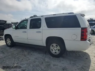 2007 Chevrolet Suburban LT with VIN 1GNFC16J27J214071, listed as a Copart auction lot 49288855 with 195,538 mi miles and Clean Title. Bid and sale history available at carsss.com. Image 2.