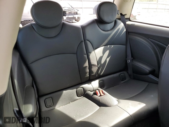 2012 MINI Hardtop with VIN WMWSU3C51CT253947, listed as a Copart auction lot 55210405 with 139,535 mi miles and Salvage Title. Bid and sale history available at DreamBid. Image 10.