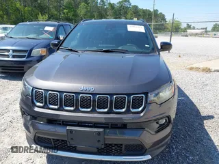 2024 Jeep Compass Limited with VIN 3C4NJDCNXRT596574, listed as a IAAI auction lot 42011912 with 32,085 mi miles and . Bid and sale history available at carsss.com. Image 12.