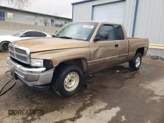 2001 Dodge 1500 with VIN 3B7HC13Y61M293130, listed as a Copart auction lot 47659685 with 202,163 mi miles and Salvage Title. Bid and sale history available at carsss.com. Image 1.