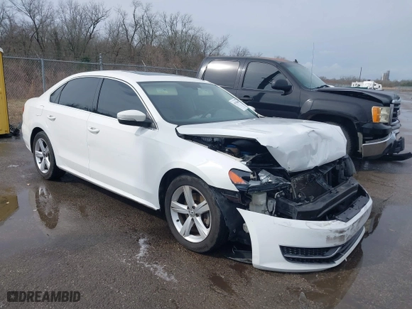 2013 Volkswagen Passat SE with VIN 1VWBP7A39DC070202, listed as a IAAI auction lot 41555860 with 149,091 mi miles. Bid and sale history available at carsss.com. Image 1.