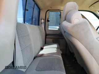 2001 Ford F-250 XL с VIN 3FTNX20L21MA35824, выставлен на аукционе Copart как лот 61767344 с пробегом 160 499 миль миль и Списание • Salvage title. История ставок и продаж доступна на DreamBid. Изображение 10.