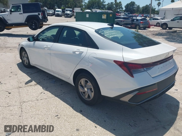 2025 Hyundai Elantra SE with VIN KMHLL4DG9SU861154, listed as a IAAI auction lot 42591870 with 7,070 mi miles and . Bid and sale history available at DreamBid. Image 3.