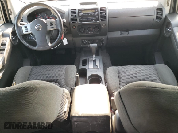 2006 Nissan Xterra S с VIN 5N1AN08W66C520916, выставлен на аукционе Copart как лот 49309045 с пробегом 204 886 миль миль и Списание • Salvage title. История ставок и продаж доступна на DreamBid. Изображение 8.