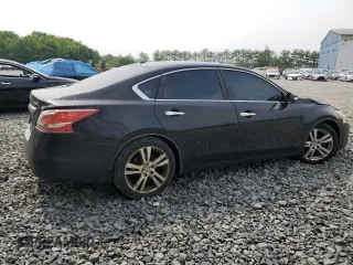 2013 Nissan Altima SL with VIN 1N4BL3AP2DN588527, listed as a Copart auction lot 61138905 with 159,299 mi miles and Salvage title. Bid and sale history available at DreamBid. Image 3.