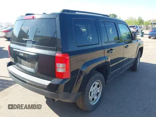 2016 Jeep Patriot Sport z VIN 1C4NJRBB9GD741515, wystawiony jako IAAI lot #42245982 z przebiegiem 134 142 mil mil oraz . Historia ofert i sprzedaży dostępna na DreamBid. Obrazek 4.